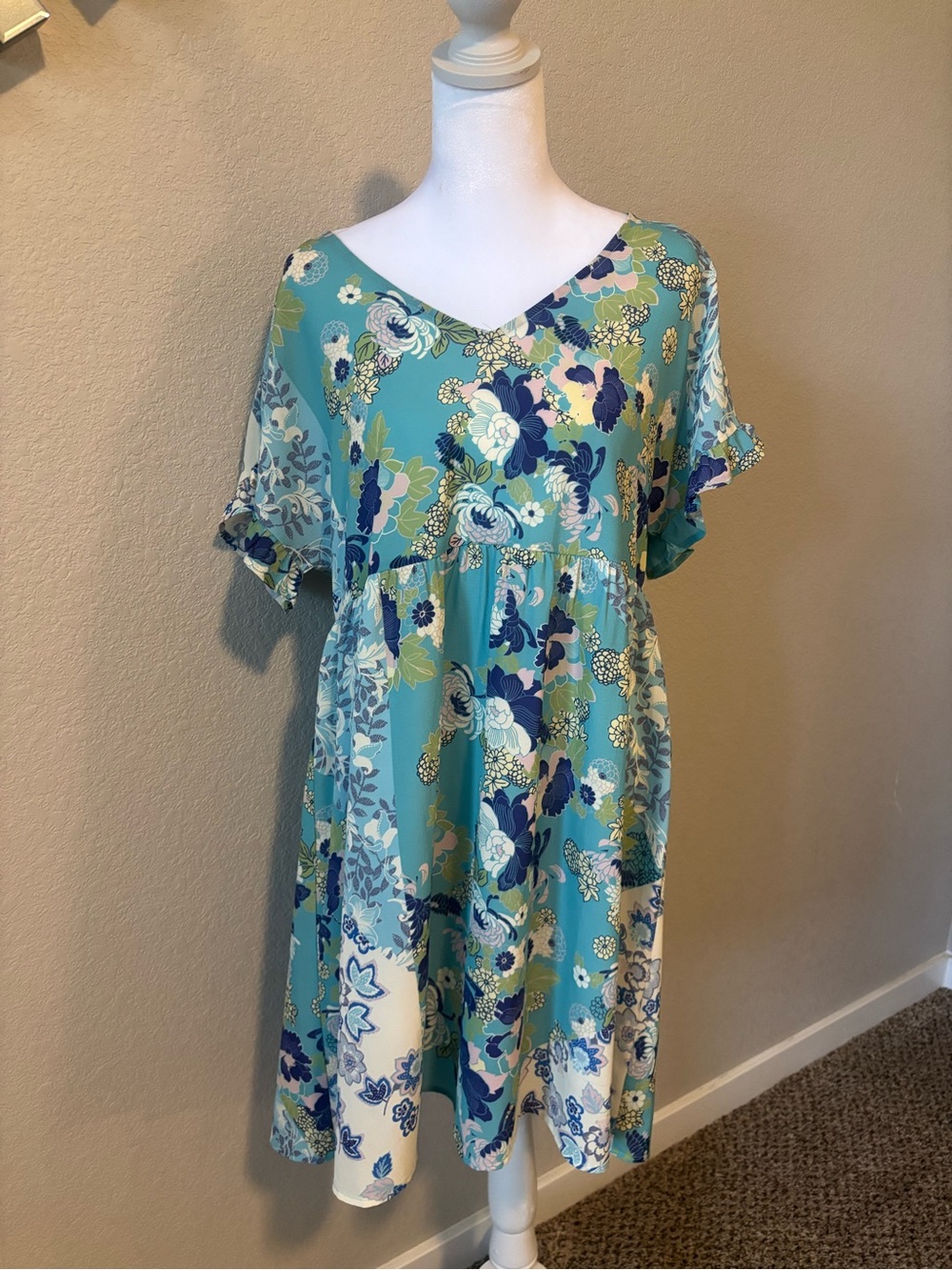Umgee Teal Floral V-Neck Midi Dress with Navy & Cream Accents